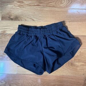 Lululemon 2.5” shorts
